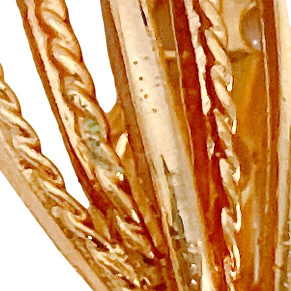 Vintage 1960s Heart Clip On Earrings Mid Century Gold Tone Sculptural Jewelry - Picture 7 of 11